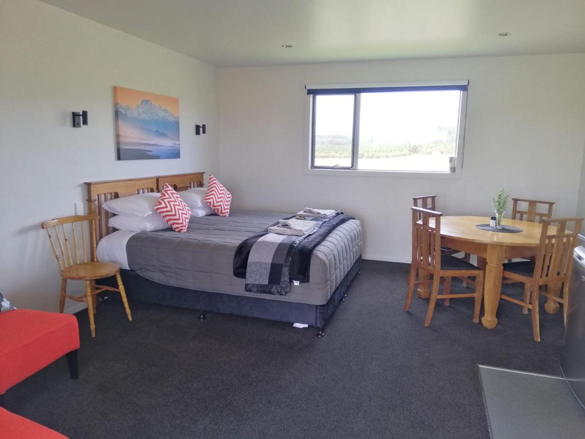 Scenic Waterways Retreat Bed & Breakfast Hokitika Bagian luar foto